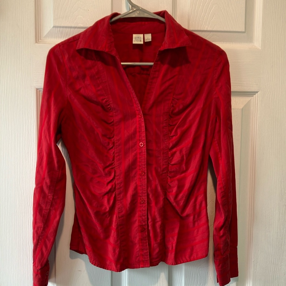 Red Button-Up Women's Top stretch long sleeve shirred size small tomato girl